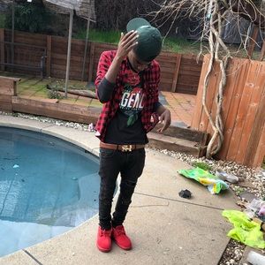 Meet your Posher, Guy